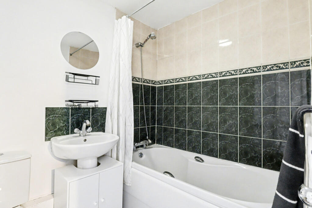 Ensuite Bathroom