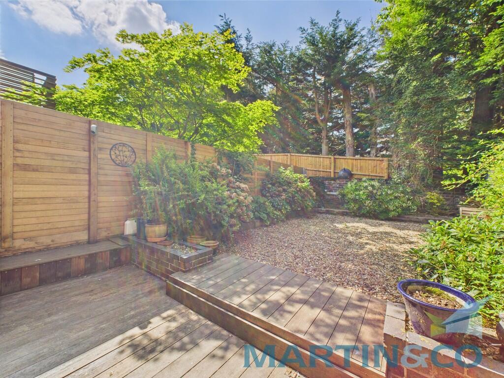 CAM01870G0-PR0168...