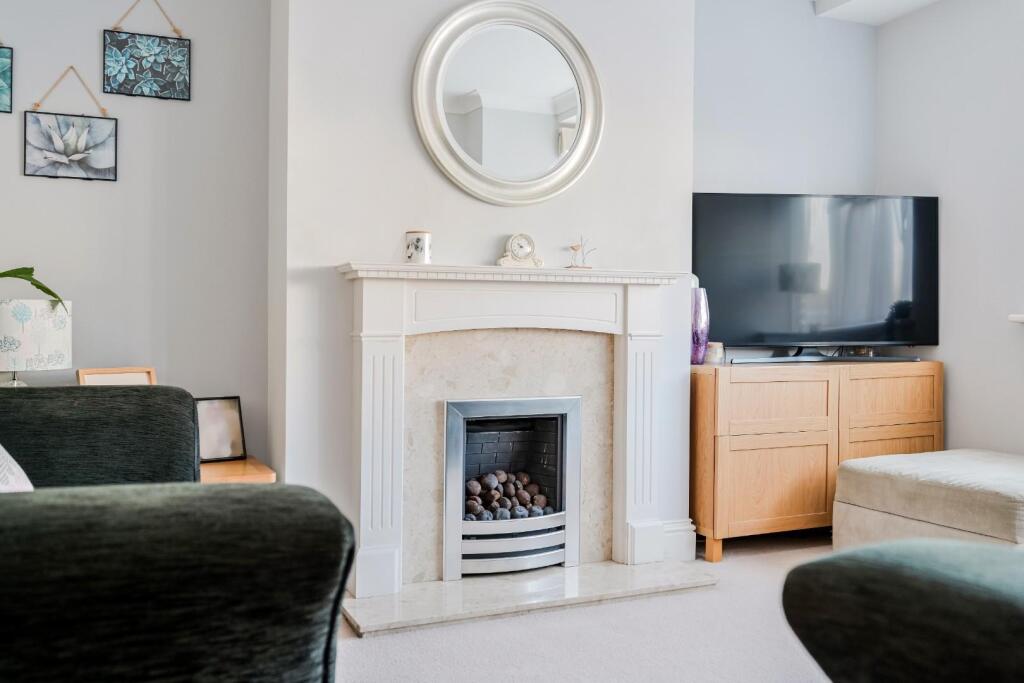 FAIRFIELD WAY (9).jpg