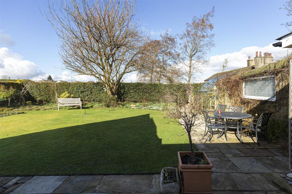 Bramleys Estate Agents - Moor Lane - Netherton (58