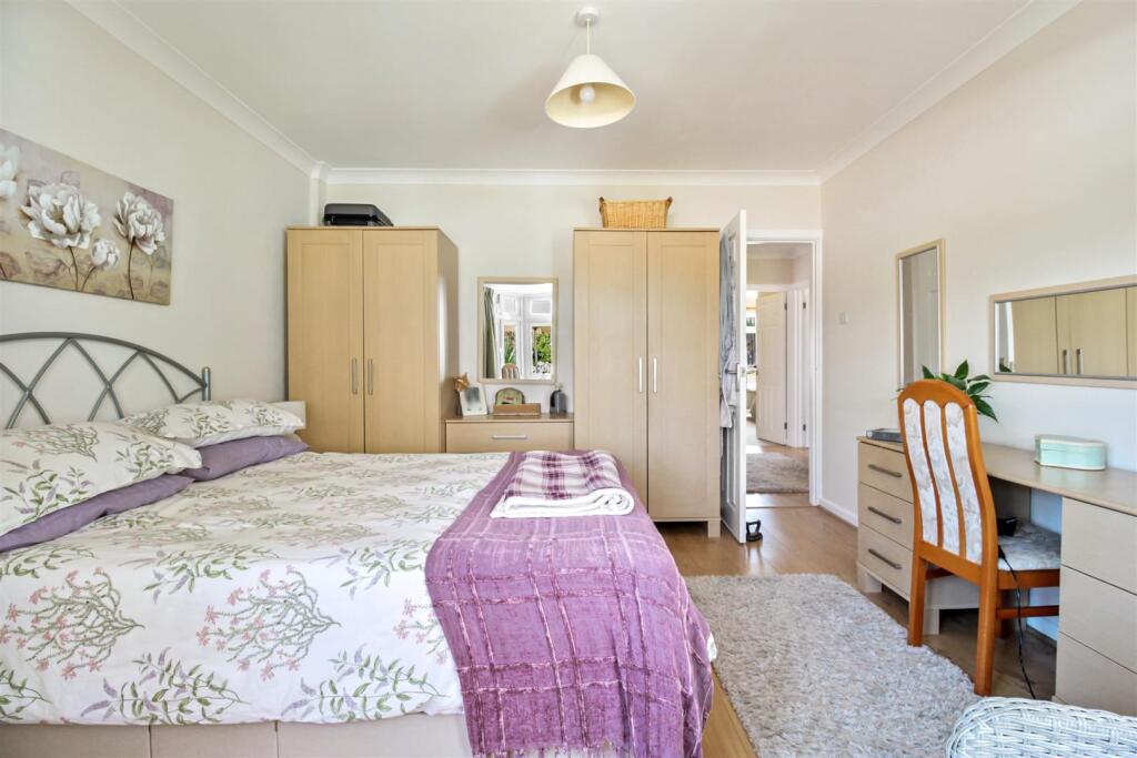 Glynde Close, 6-013.jpg