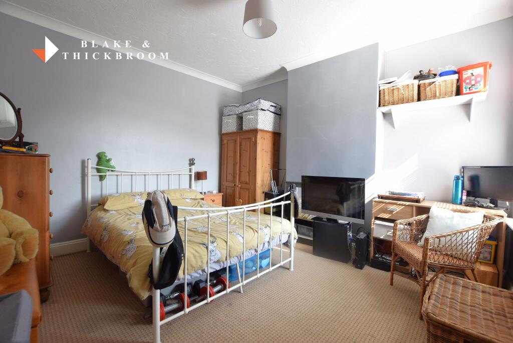BEDROOM TWO