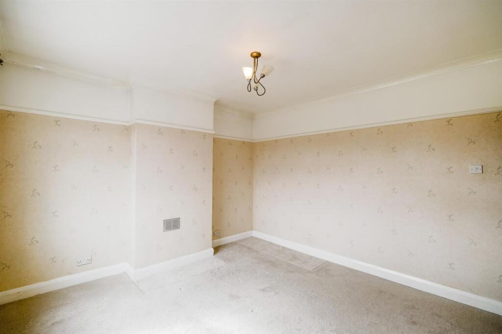 Brook Crescent