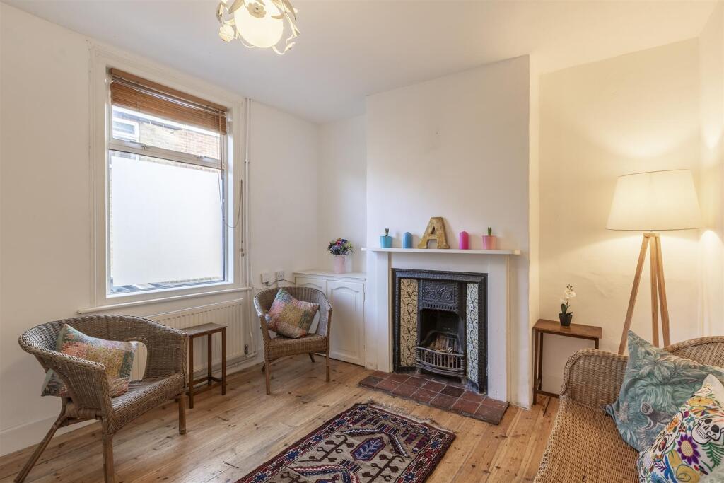 Victoria Place, Faversham