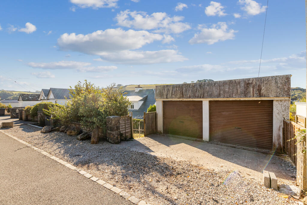 A10 - Newton Ferrers, Spinnakers - 250923