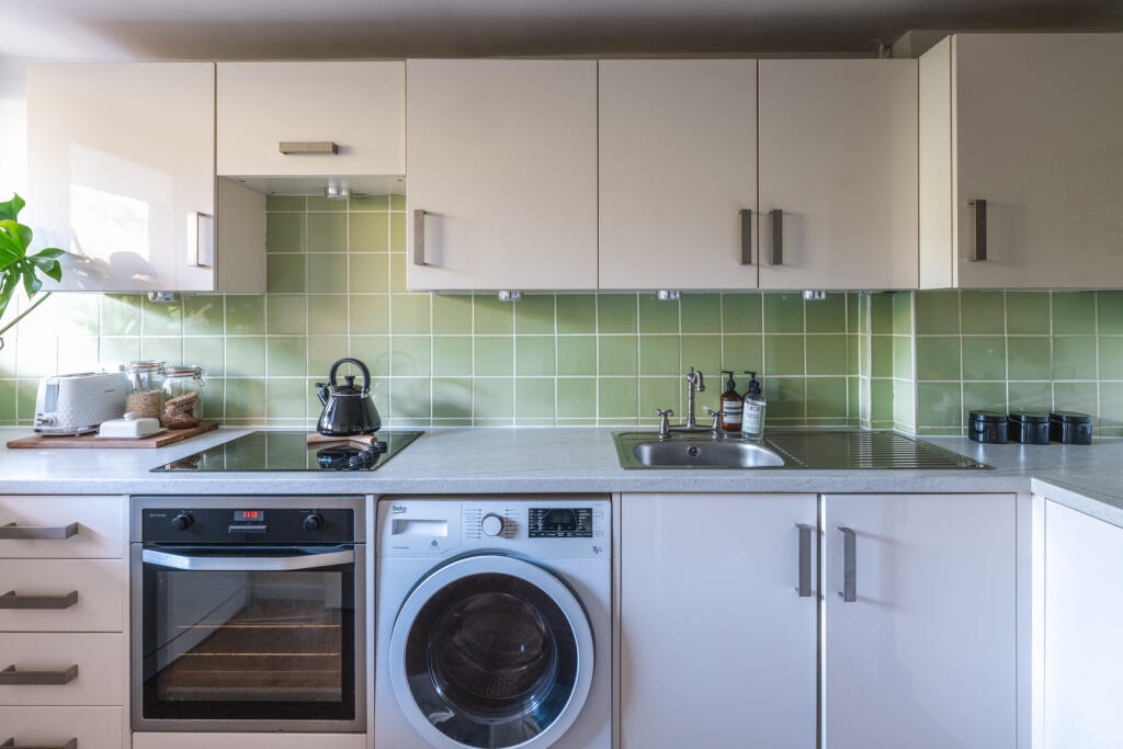 318802 - 50KitleyGardens_HighRes-15.jpg