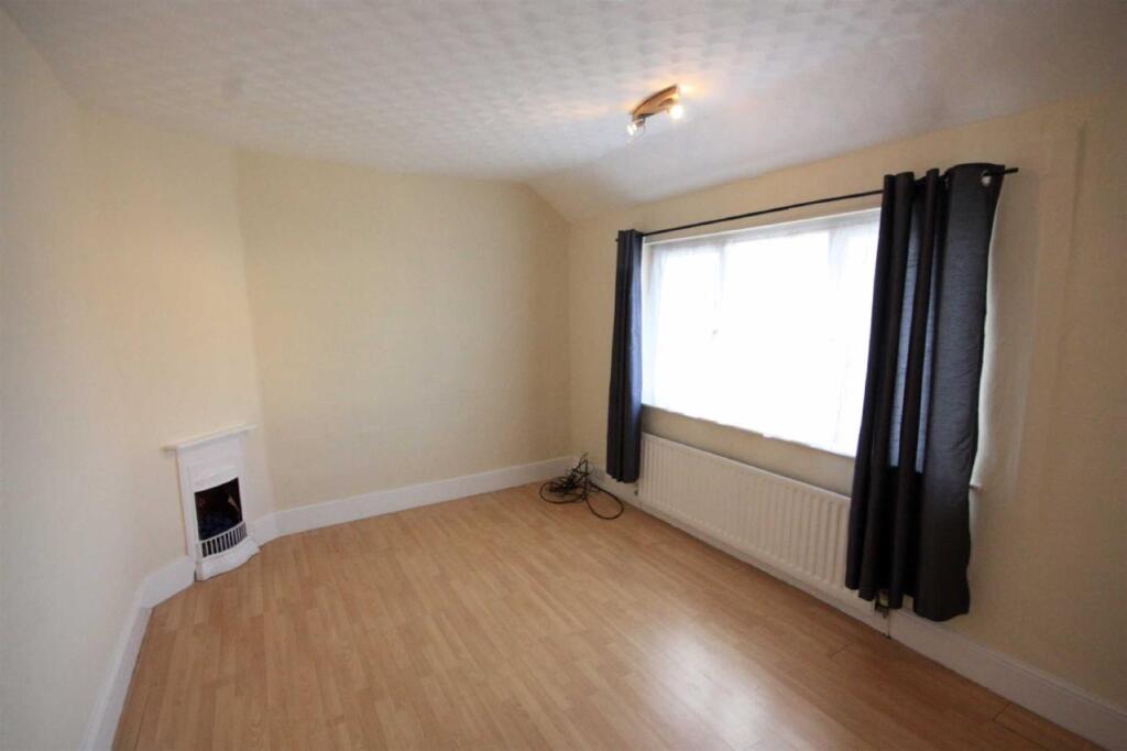 Austin Avenue - Bedroom