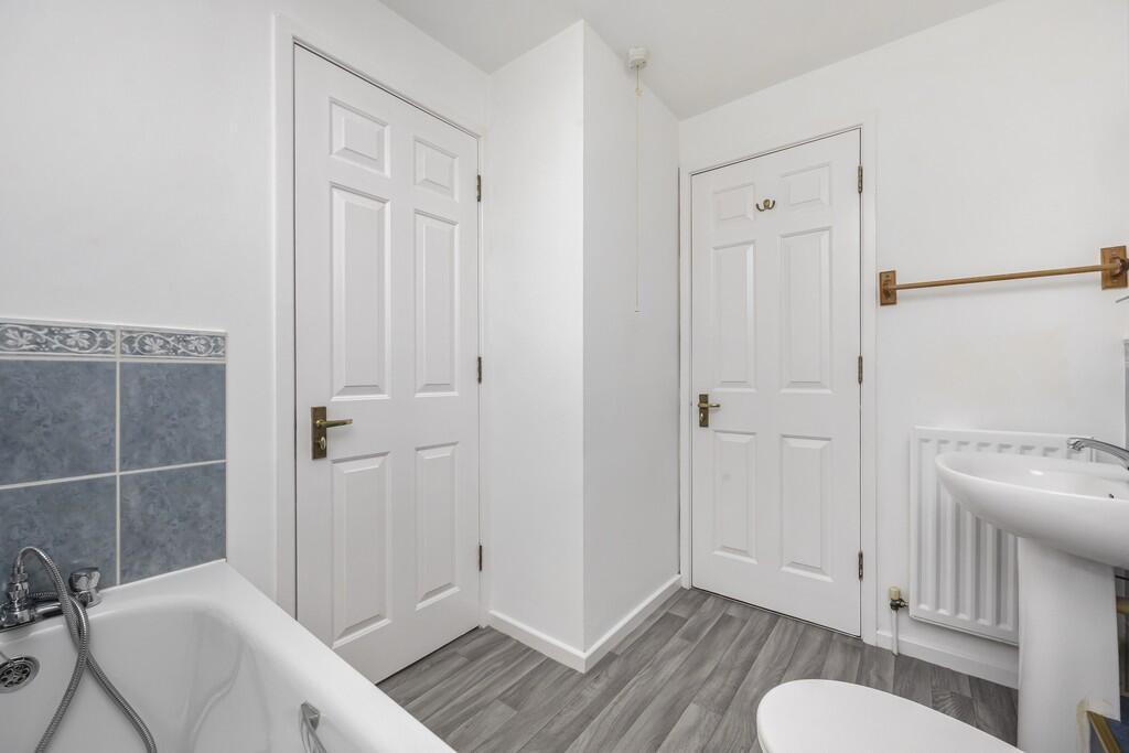 The Strand, Merto...