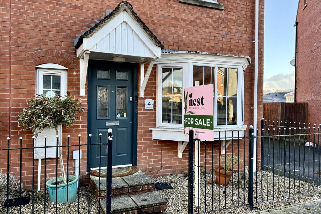 4 St. Johns Close