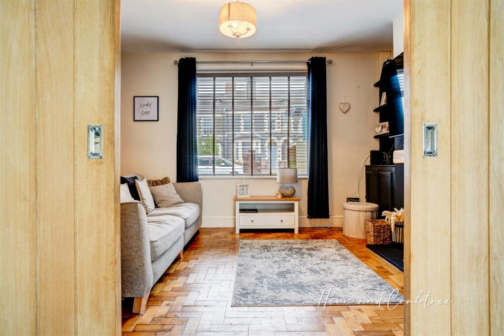 Pantbach Road, Heath, HernCrabtree (8).jpg