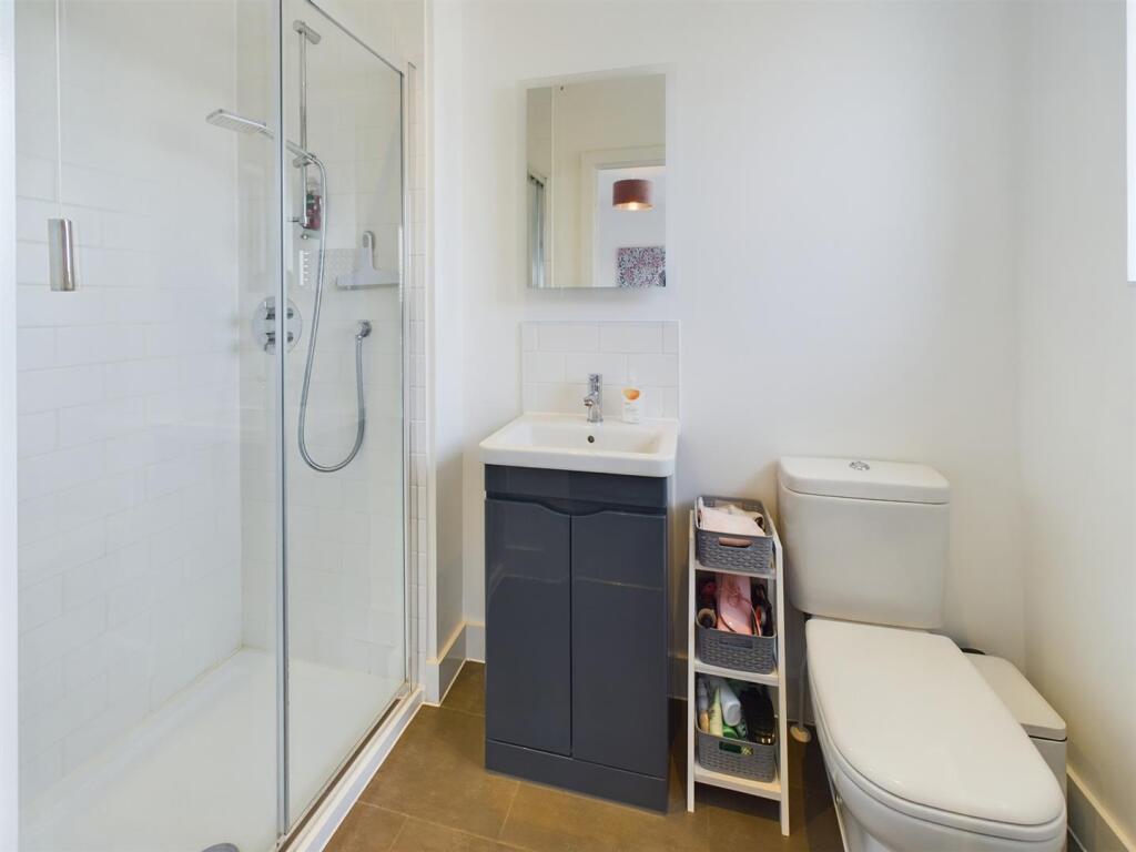 En Suite Shower