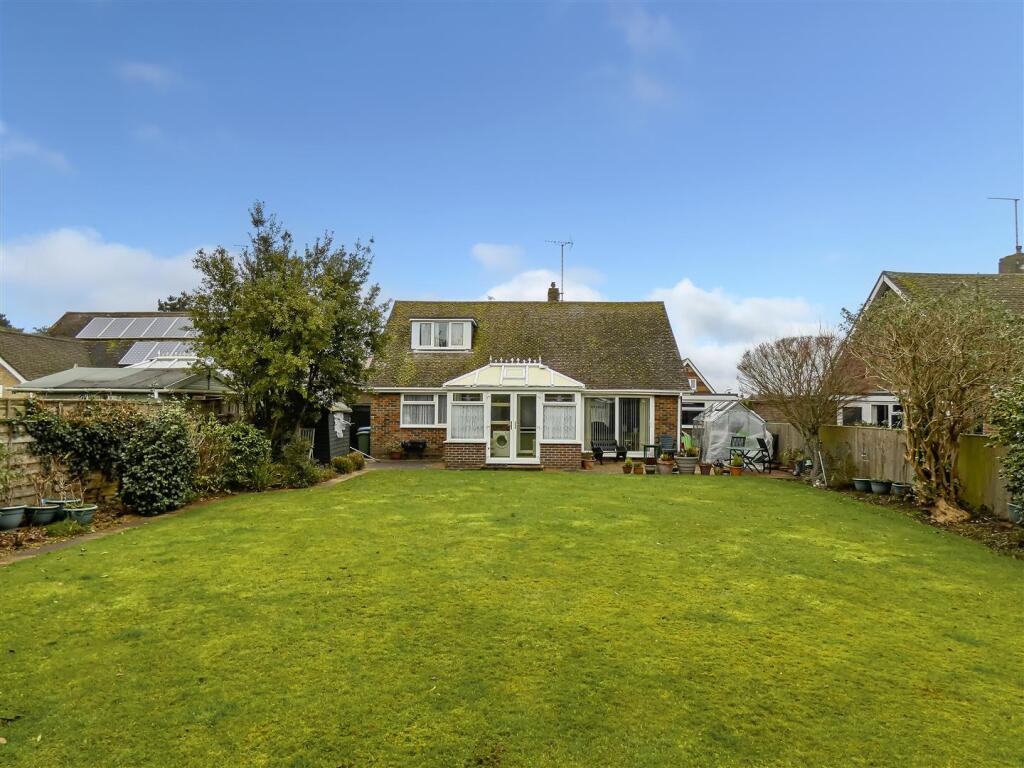 Rear Garden/Elevation