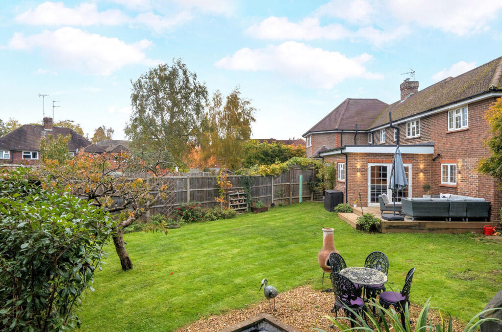 1374106-28-6903c7...