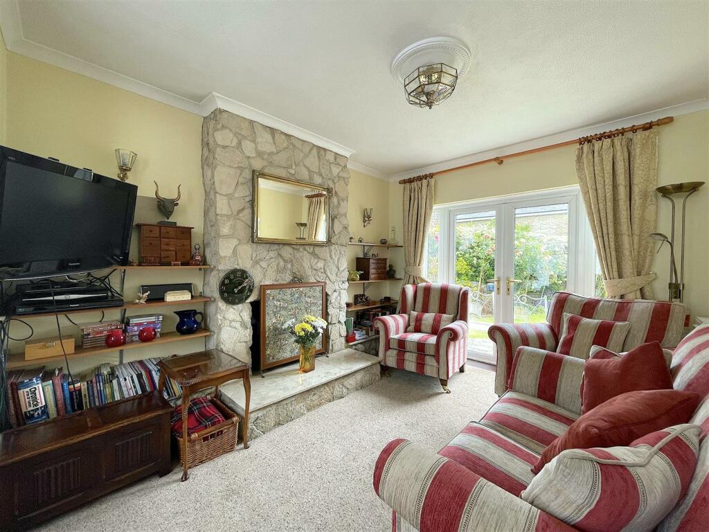 Sitting Room (2).jpeg