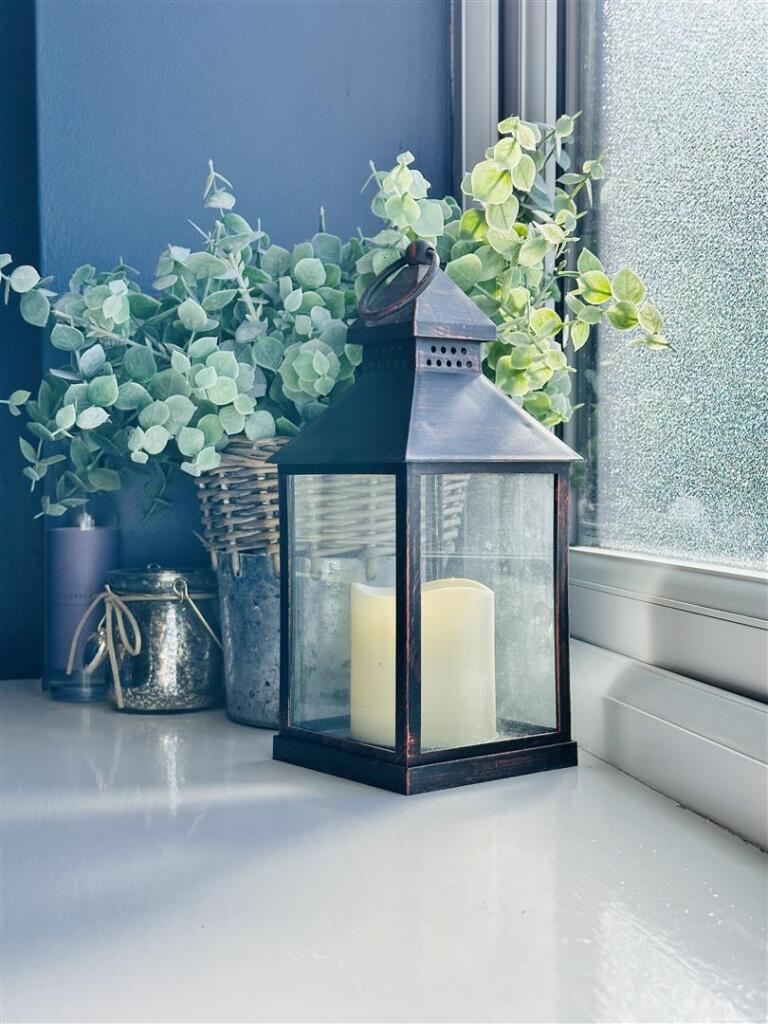 Downstairs Cloakroom