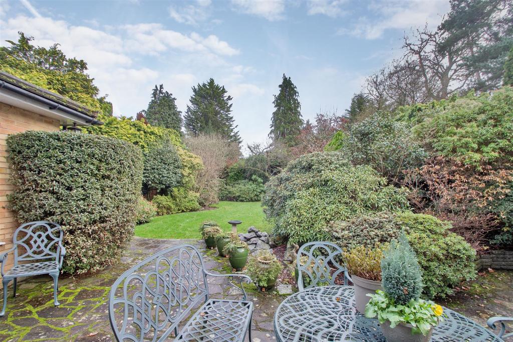 Terrace To Garden.jpg