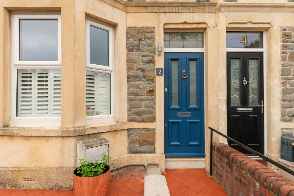 0C2RBN - External E.jpg