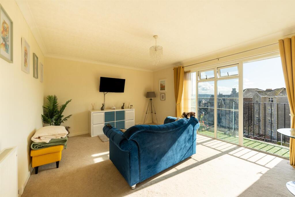 33 Knightstone 8.jpg