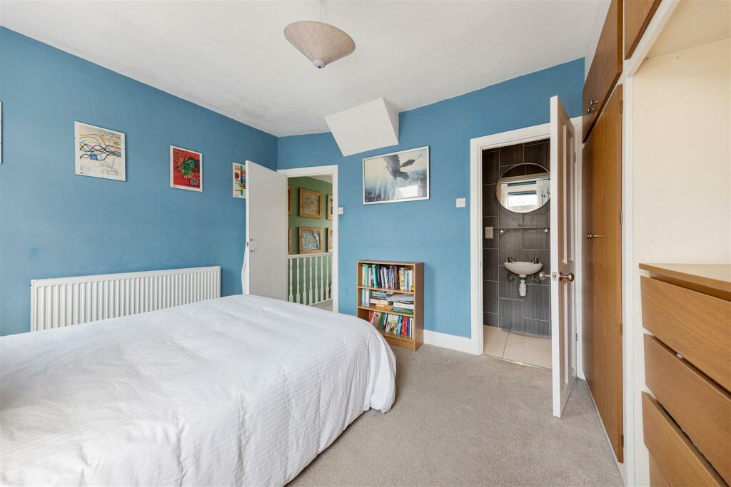 St. John's Road E17