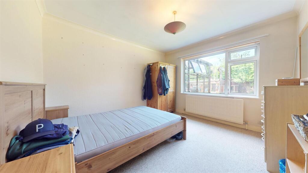 Eccleston Gardens Bedroom