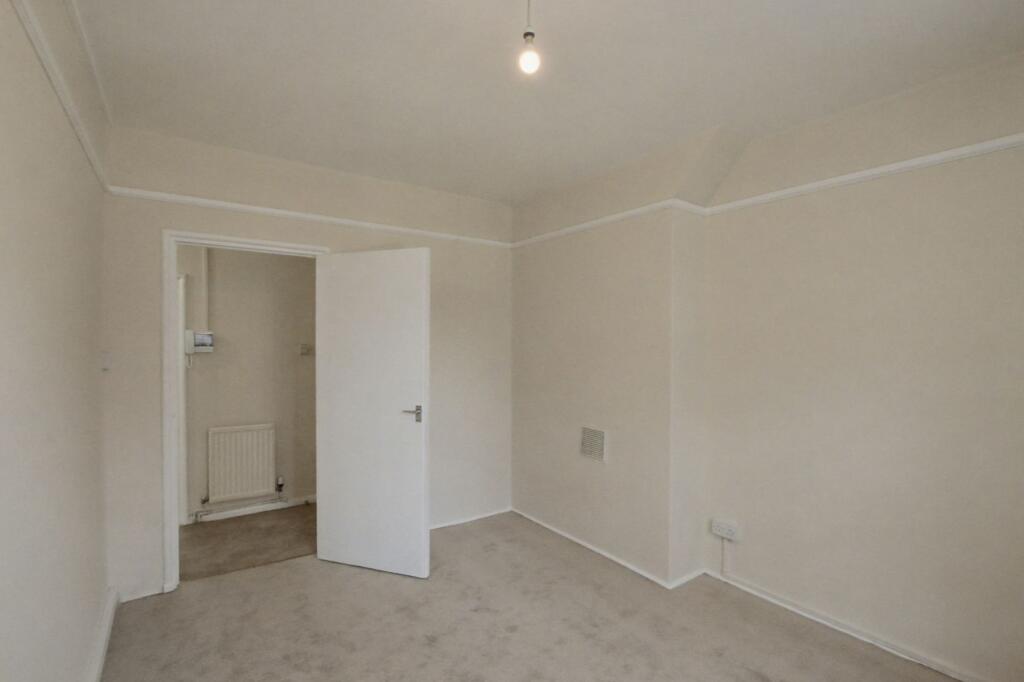 Flat 4 Block A, Peabody Estate, Fulham Palace Road Hammersmith, London W6 9PG
