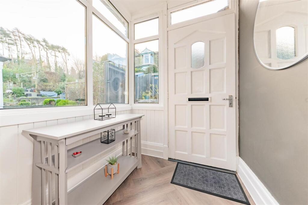 14 Hill Crescent Wormit (21).JPG