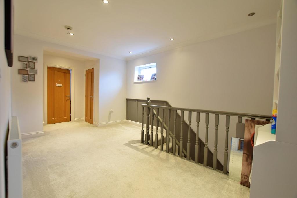 FIRST FLOOR  LANDING