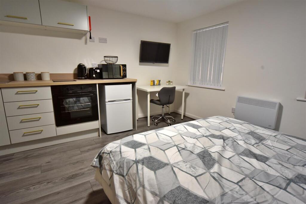 165AR_Room07_03.JPG
