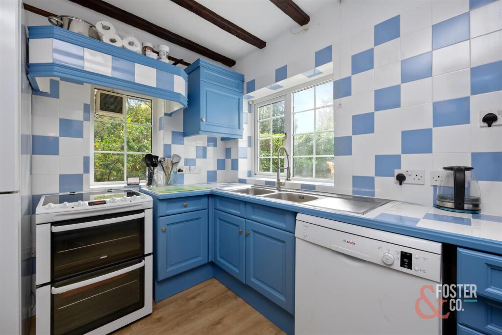 Cuckfield Lane, Stable Cottage-011.jpg