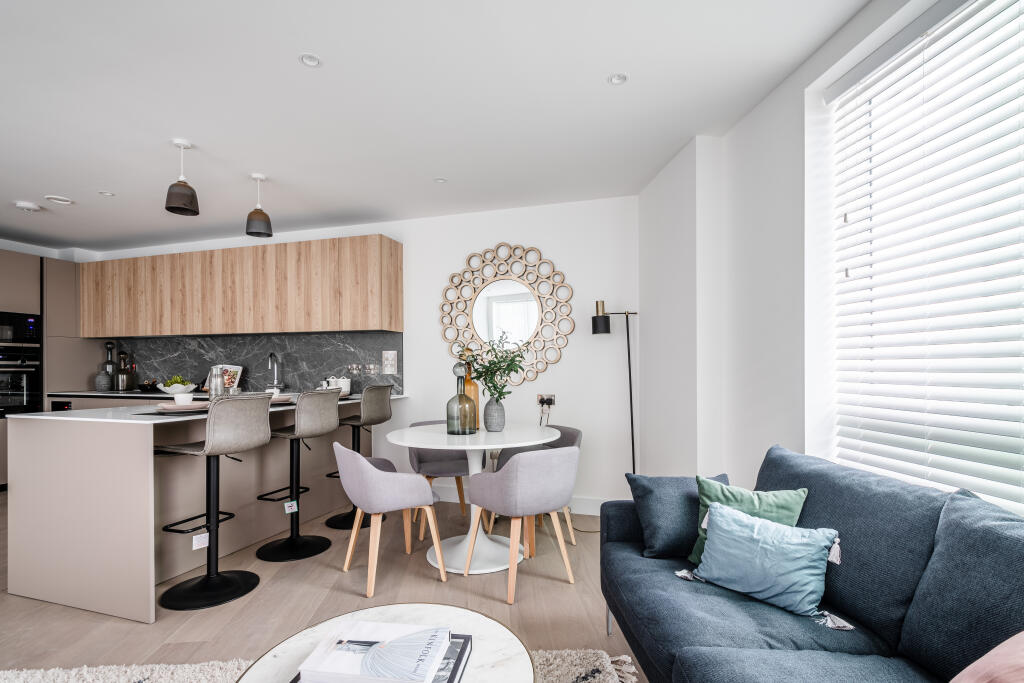 Hoxton House F9 - 14.jpg