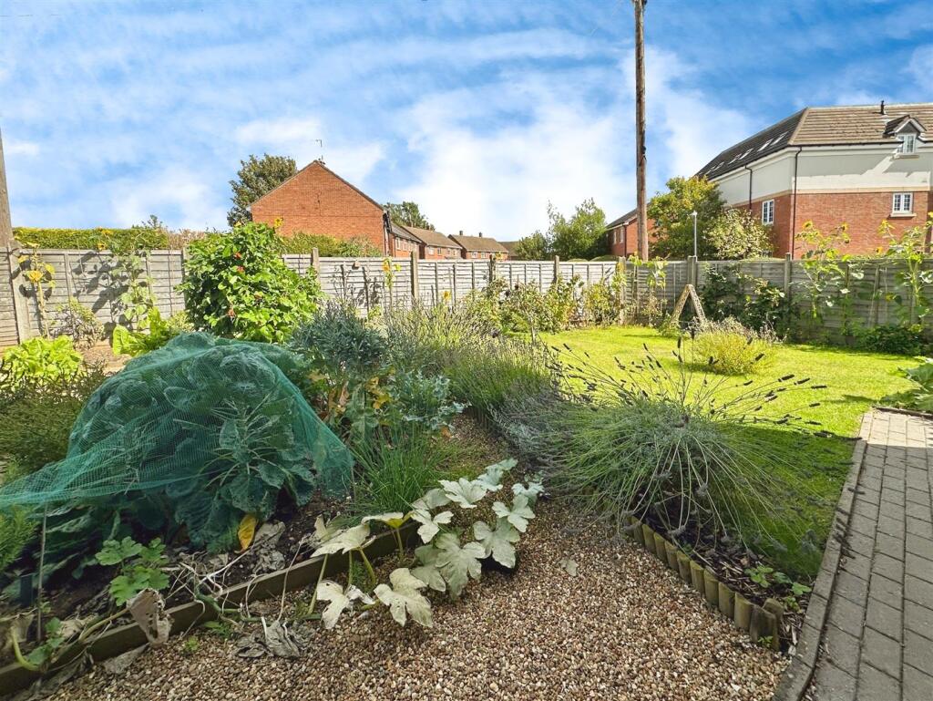 0d5d76be--4586-8D65-7A9B69D64525-25515-0000096E043