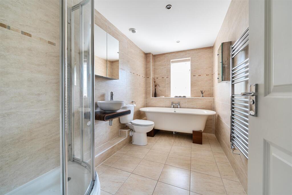 Sycamore House, 2 Mill Lane, Greens Norton (8).jpg