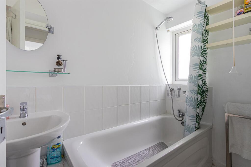 Bishop Hannon Drive 139 (3 of 12).jpg