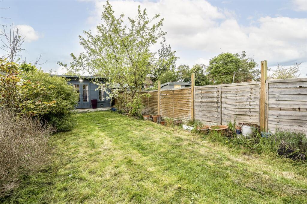 Davidson Frost-Wellings, DFW, Kenmore Road, Garden