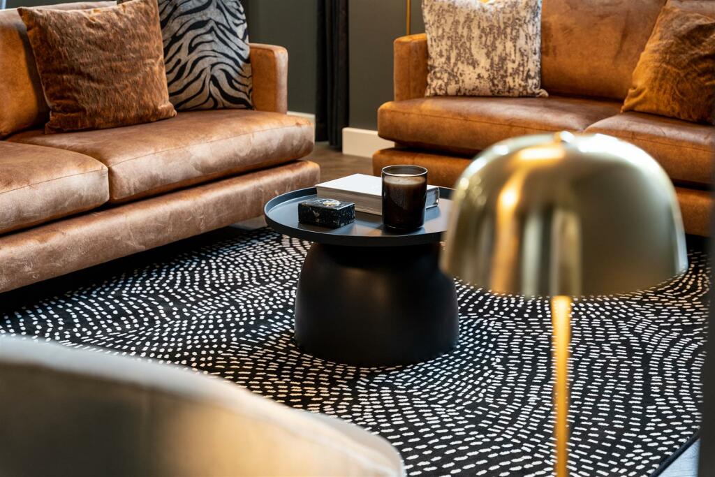 Priory House Showhome - by Ralph Media Group 09494