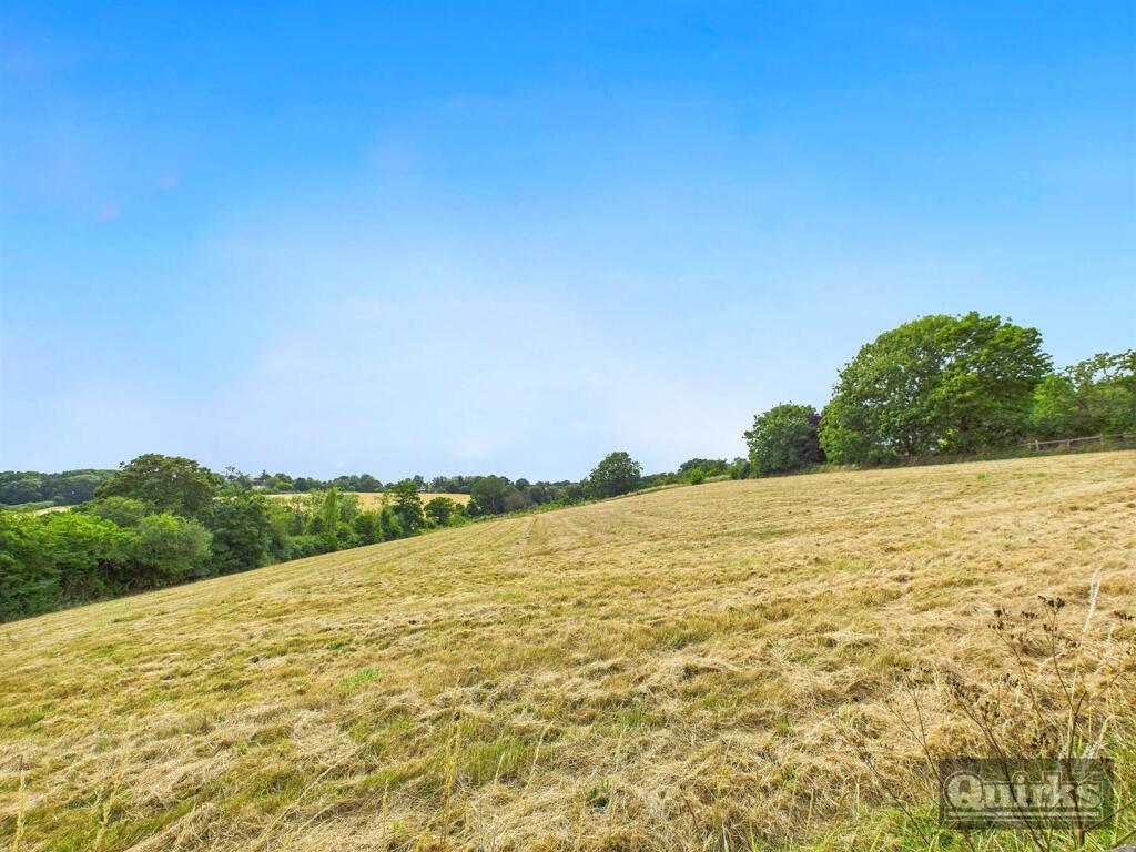CAM02342G0-PR0119-STILL022.jpg