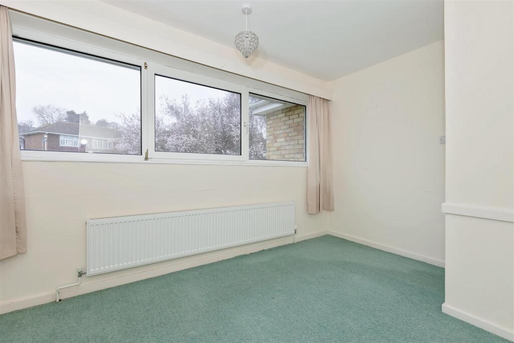 For Sale by Aspire Residential | Longlands Glade