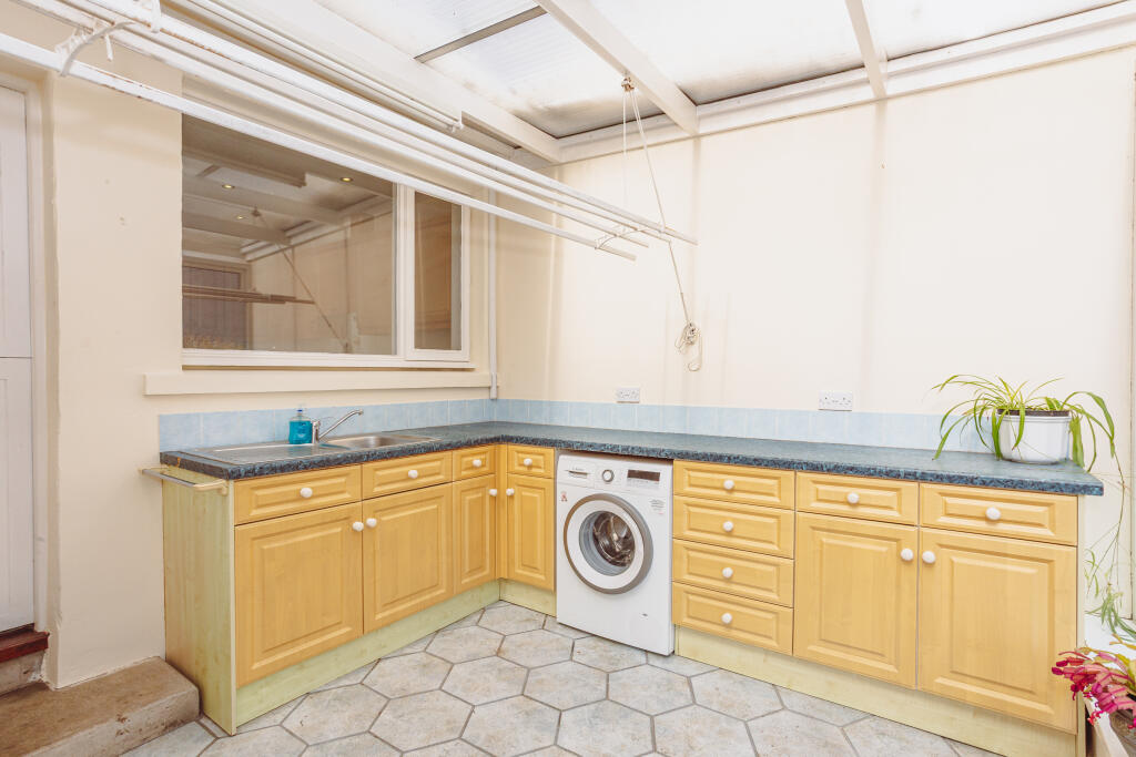 Conservatory/Utility Room