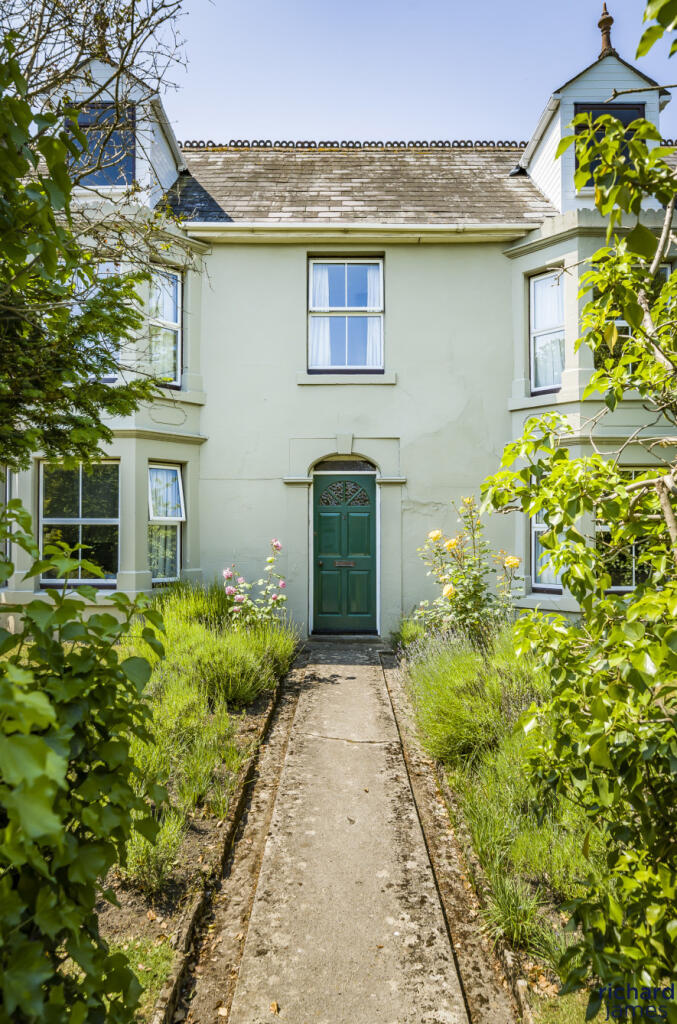 a31b110d-3321-4d5...