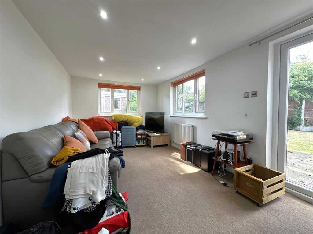 Ground Floor Bedroom/ Reception Room 760
