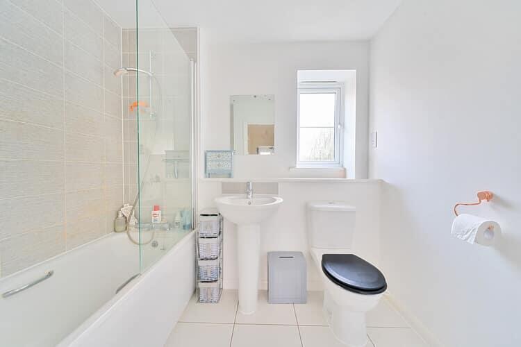 16 681b191da8861 1285845 ARW 16 1 min