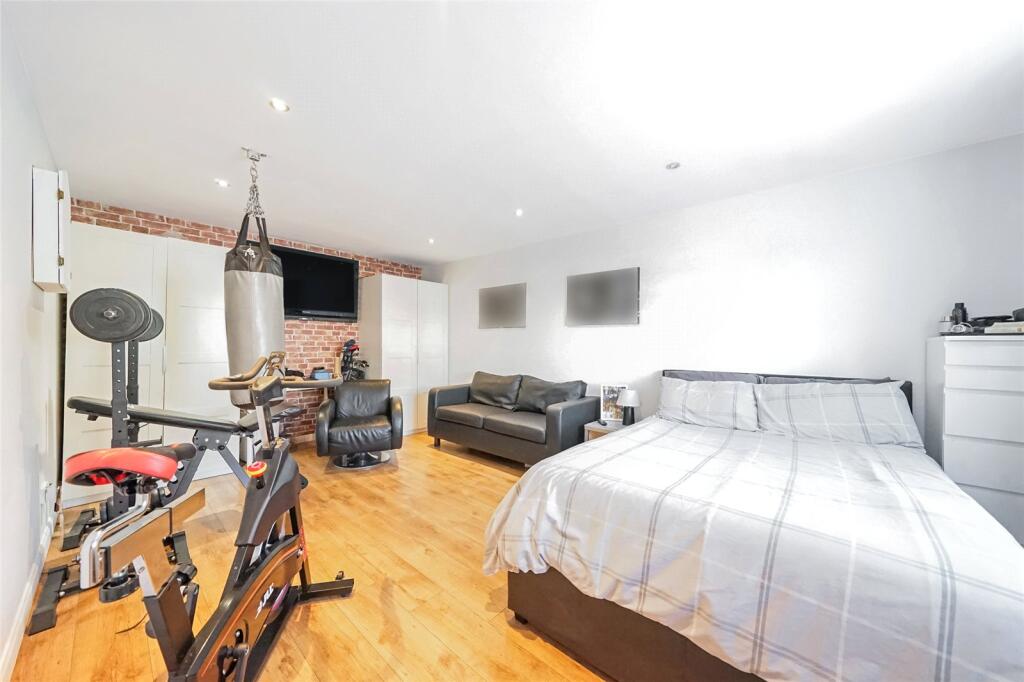 Bedroom/Garage Conv