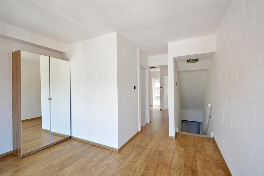 Upper Ground Floor Reception