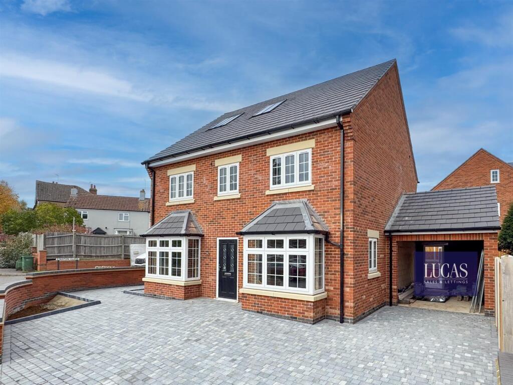 Rushton Road, Desborough, Kettering