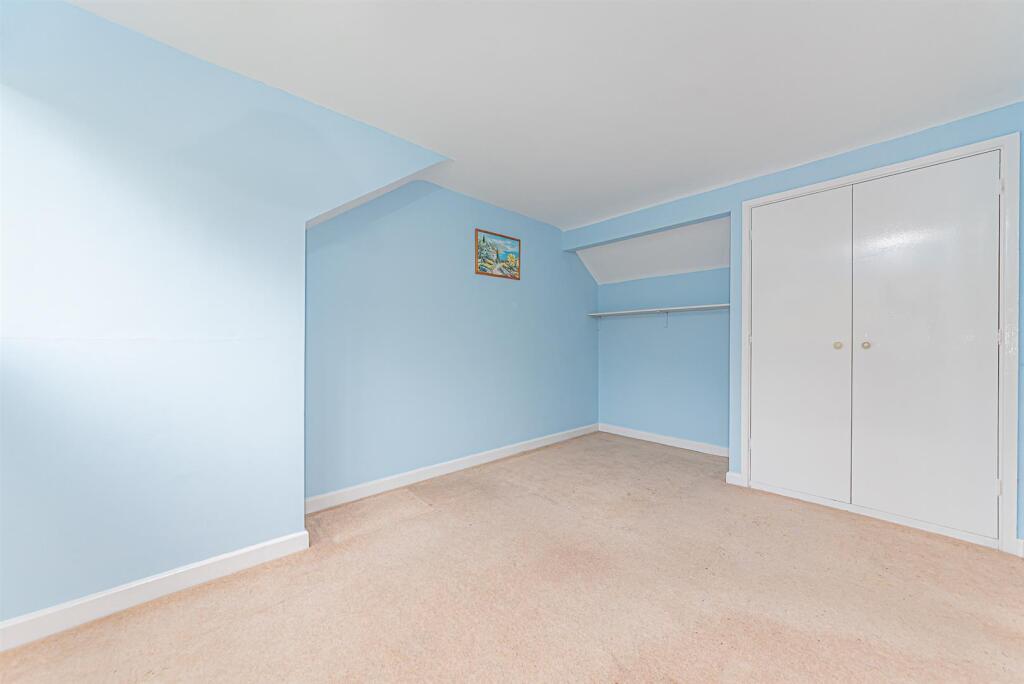 3 Old Wokingham Road (18).jpg