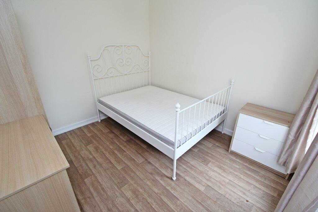 10_Room 3 (2)
