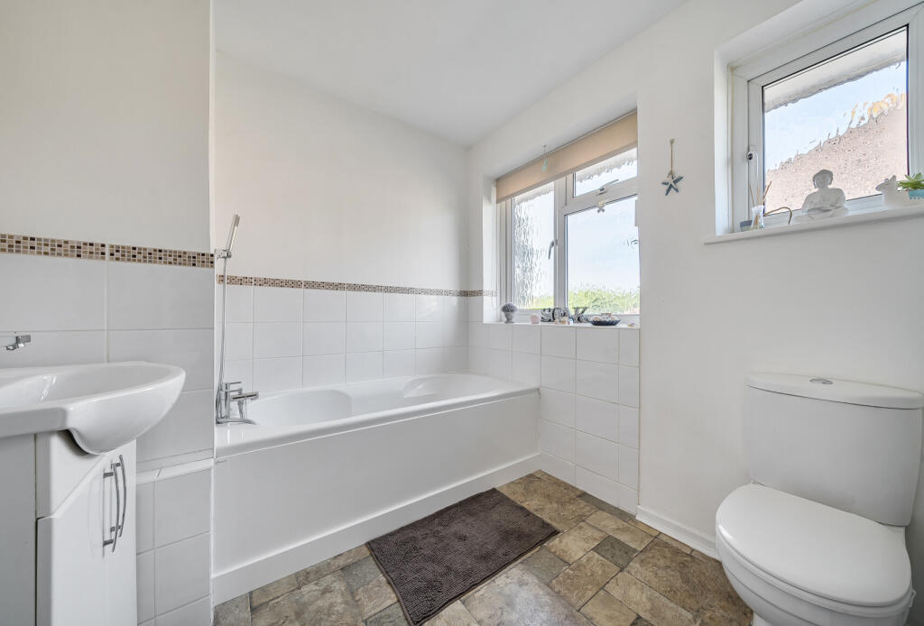 1336011-10-689a34...