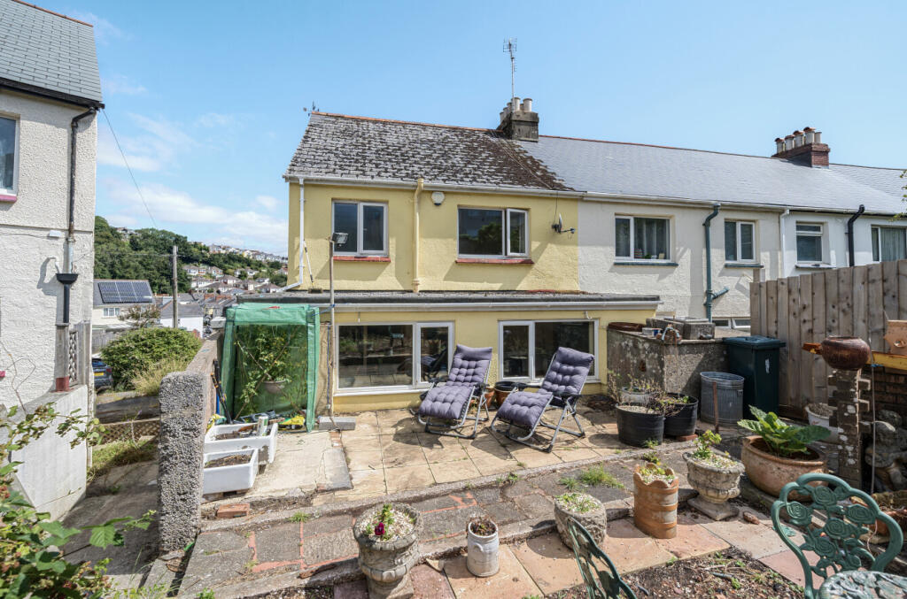 1320747-19-686e47...