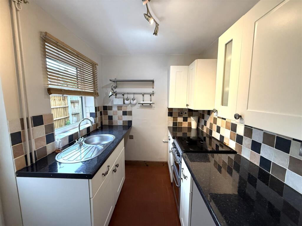 Rose Cottage 6.jpg