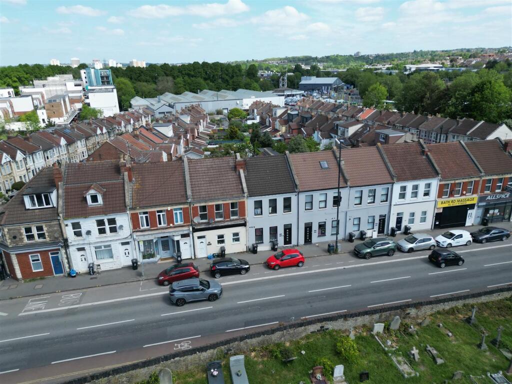 Flats 1 &amp; 2, 379 Bath Road, Arnos Vale, Bristol BS